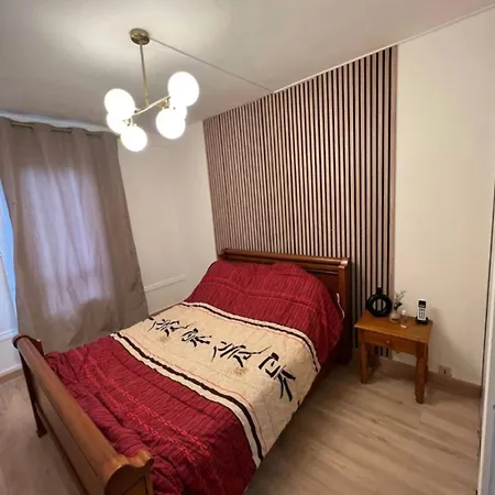 La Demeure Des Saisons Apartment Val-de-Reuil